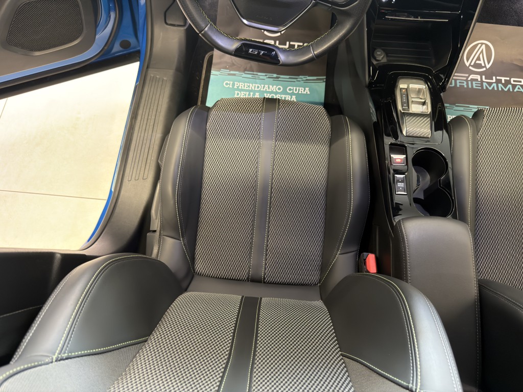 PEUGEOT 2008 1500 BLUEDHI 130 CV EAT8 GT CAMERA 360°